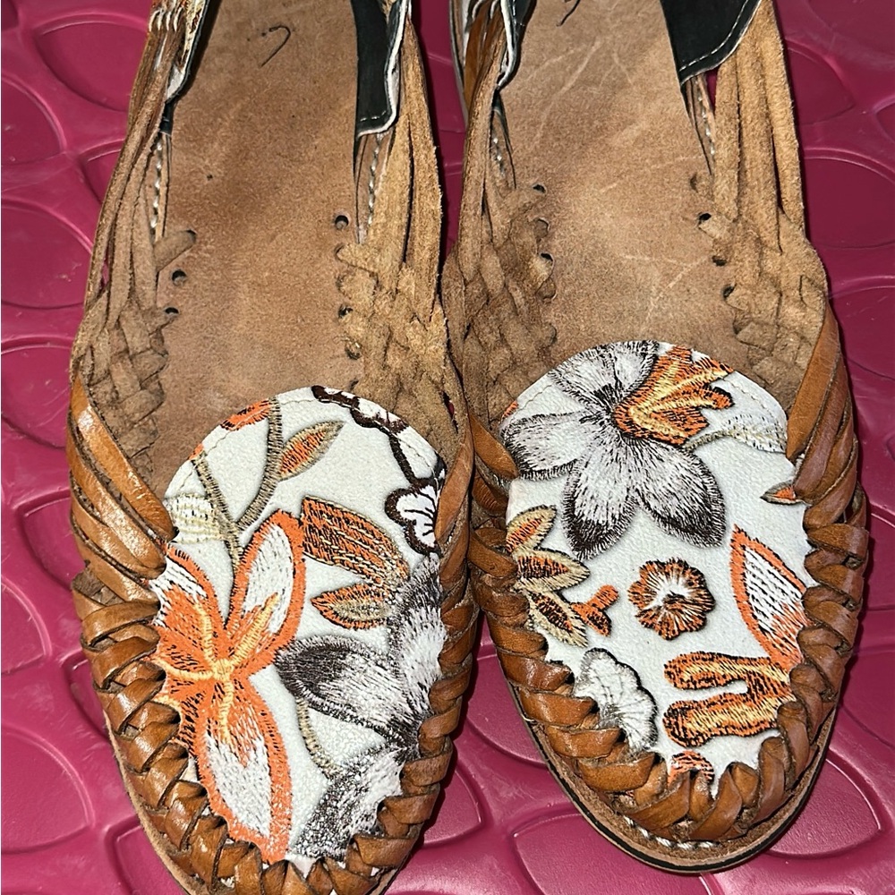 Floral Embroidered Huarache Sandals